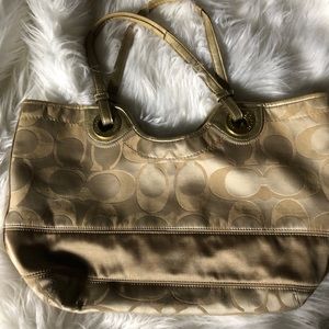 Gold Coach Purse good condition